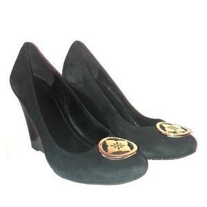 BCBGeneration Black suede wedges